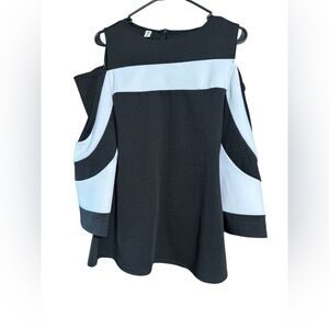 Black and White cold shoulder top Large